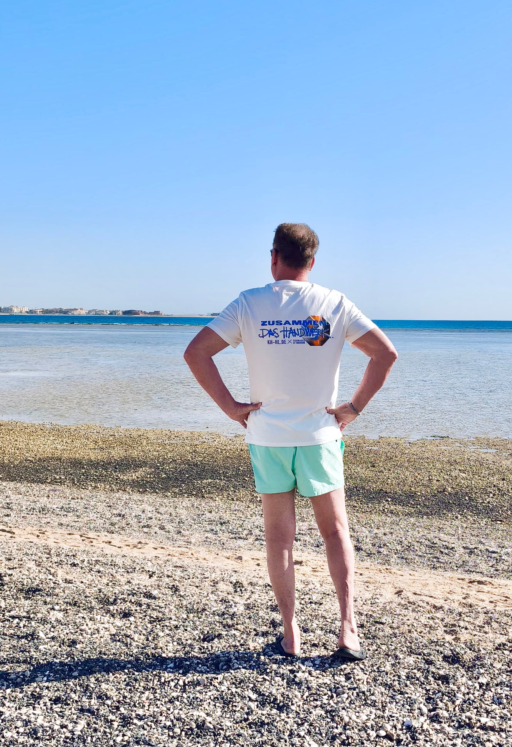 KH-HL x VOT unisex T-shirt „Zusammen“